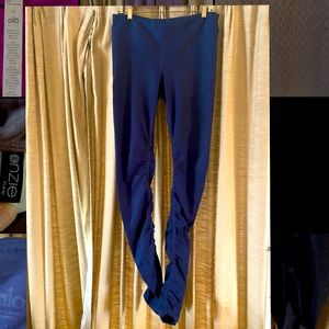 Alo large navy airbrush high waist legging